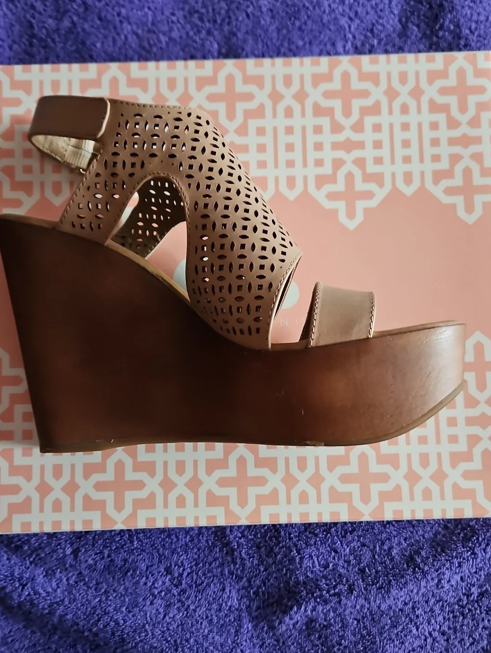 NWT Gianni Bini Soo-Good Sierra Tan Wood Look Platform Wedge, Size 7 M